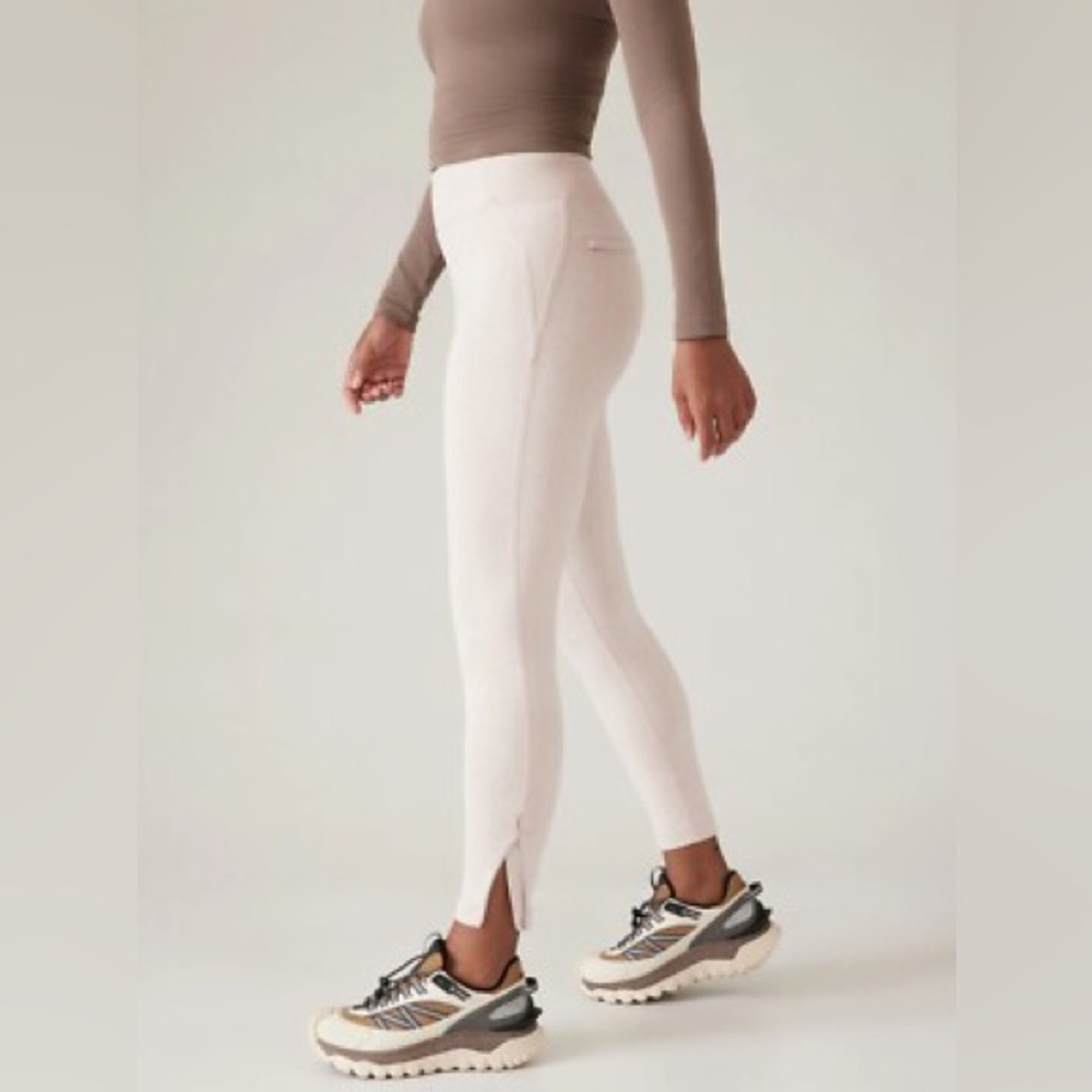 Athleta Delancey Skyline textured legging Medium